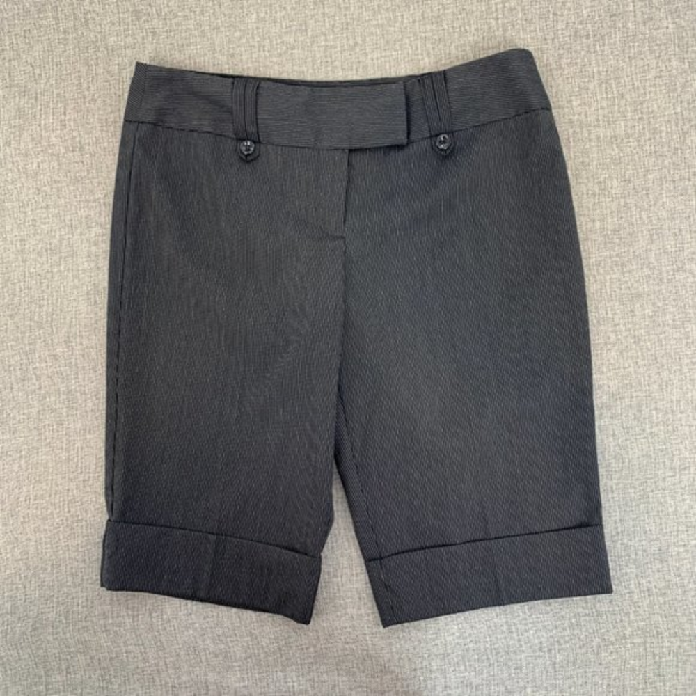 Tracy Evans Limited Dressy Bermuda Shorts Cuffed Black W/White Stitch Size 11
